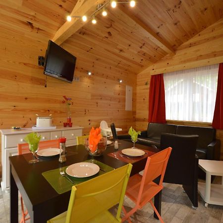 Chalet Near Ourthe River And The City Of Durbuy Vieuxville Ngoại thất bức ảnh